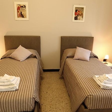 Granny House Apartment Специя Екстериор снимка